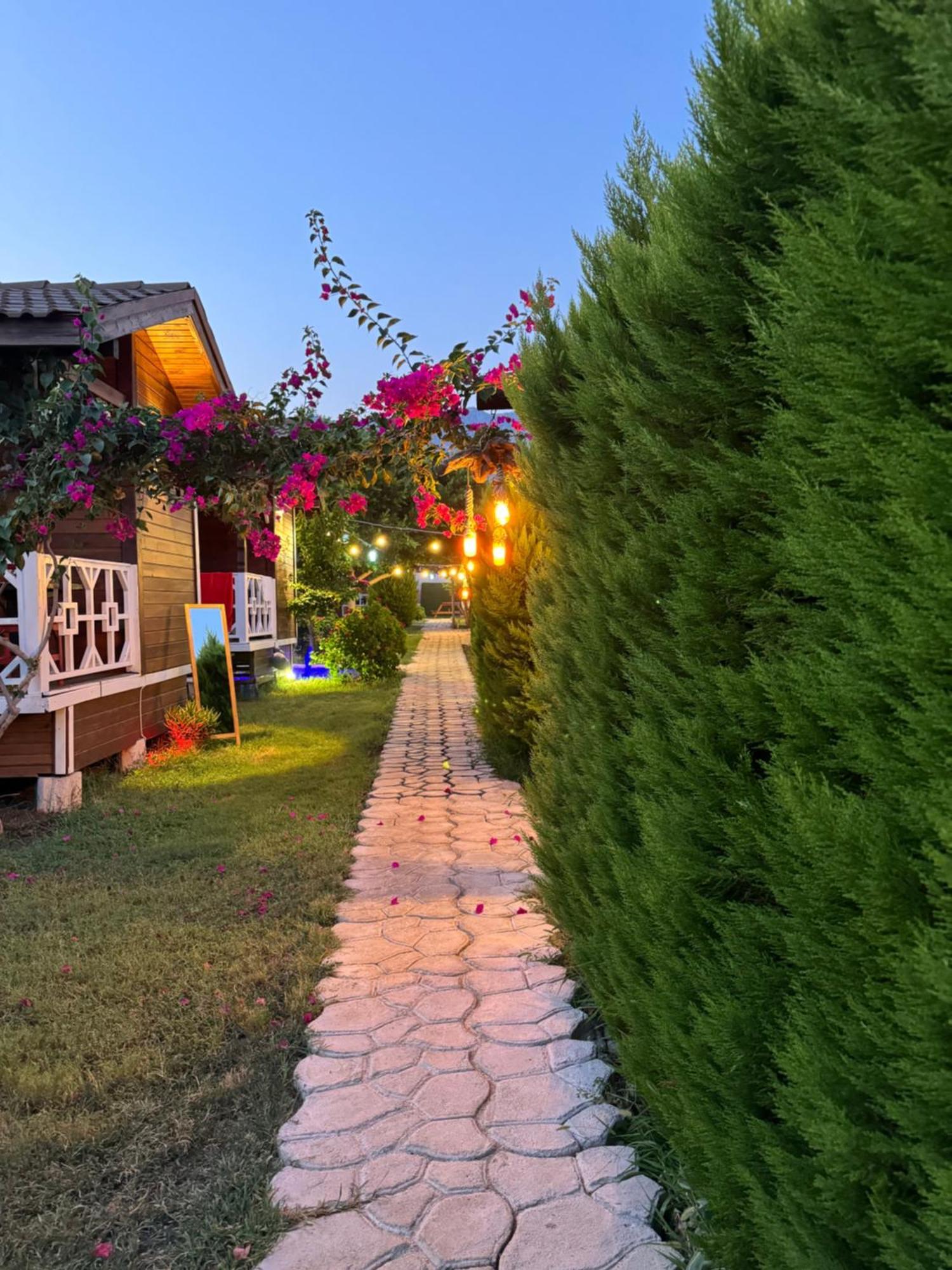 Karaoez Ada Bungalows & Villa Exterior foto